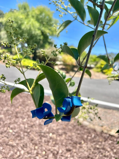 AirTech Home Automation Plant Training Clips, LST Clips for Low Stress Training Plant Stem Support, 90 Degree Angle Plant Clips, Made in California USA, 30pk White