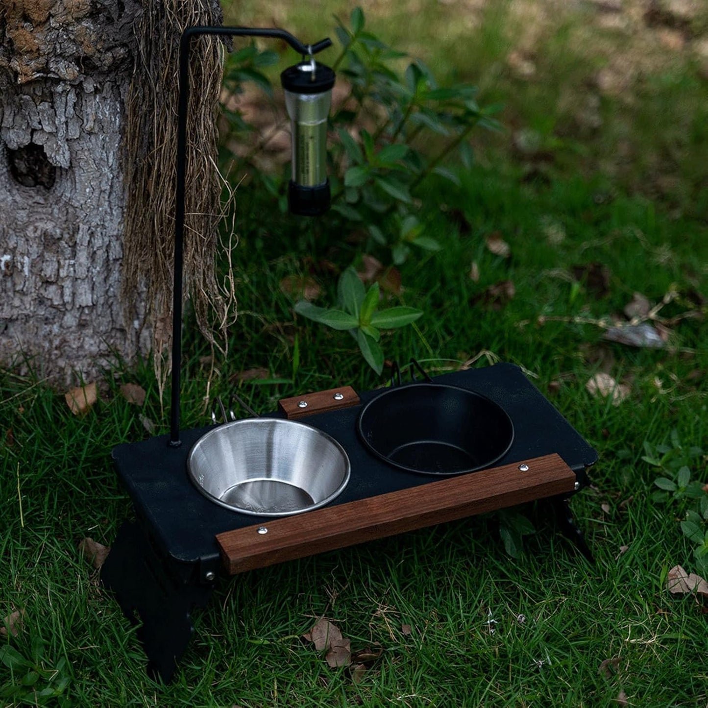 Ruwshuuk Supporto per ciotola per cani – Supporto portatile in metallo per ciotola per cani con portalampada, piatti per animali domestici, cibo e irrigazione per gatti, per campeggio, spettacoli
