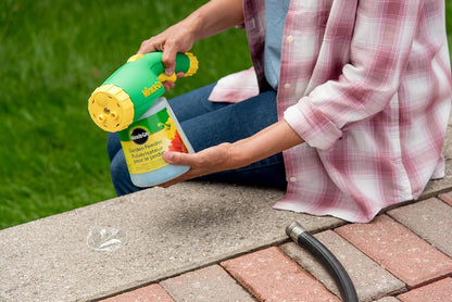 Miracle-Gro Garden Feeder