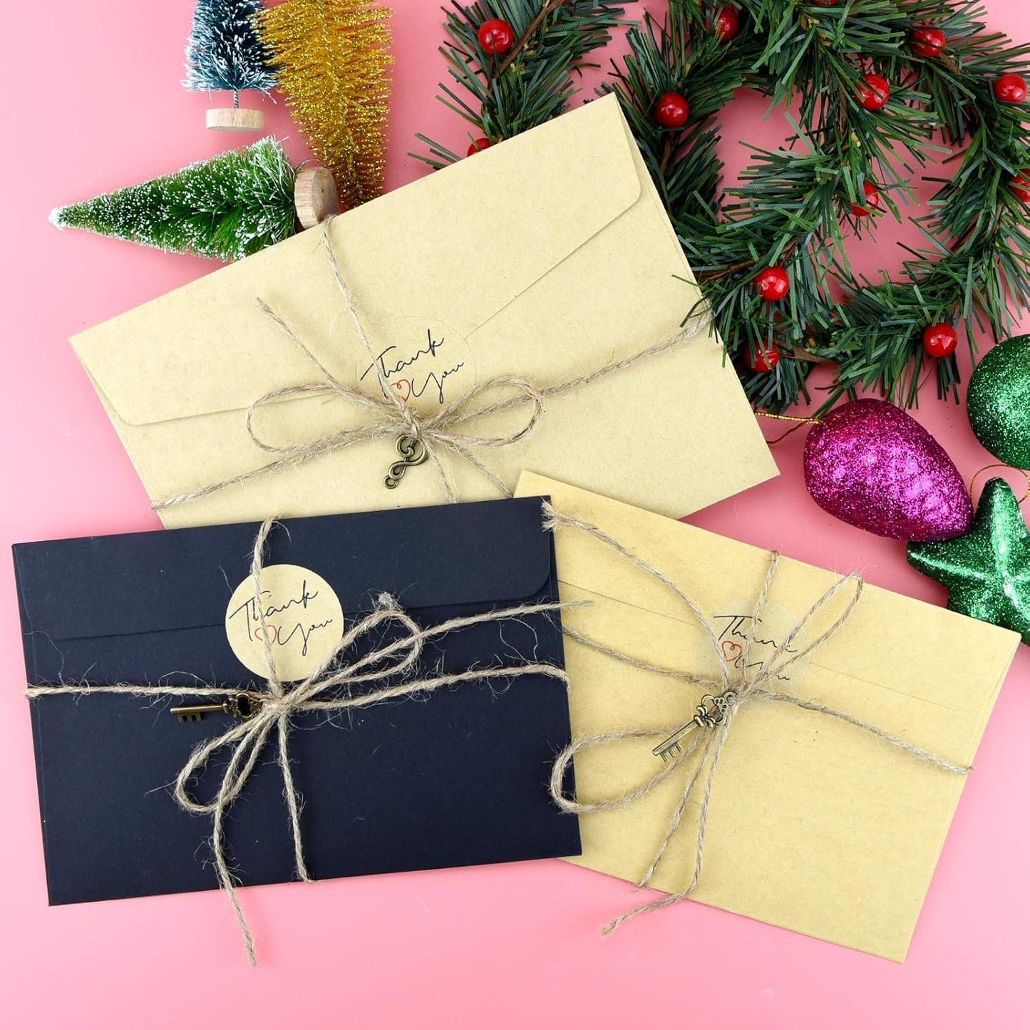 Dxhycc Vintage Stationary Paper and Envelopes Set, Aged Paper Writing Paper Stationery Set, 28 Sheets of Vintage Letter Papers, 14 Envelopes, 6 Hemp Ropes, 6 Retro Keys, 18 Sealing Stickers