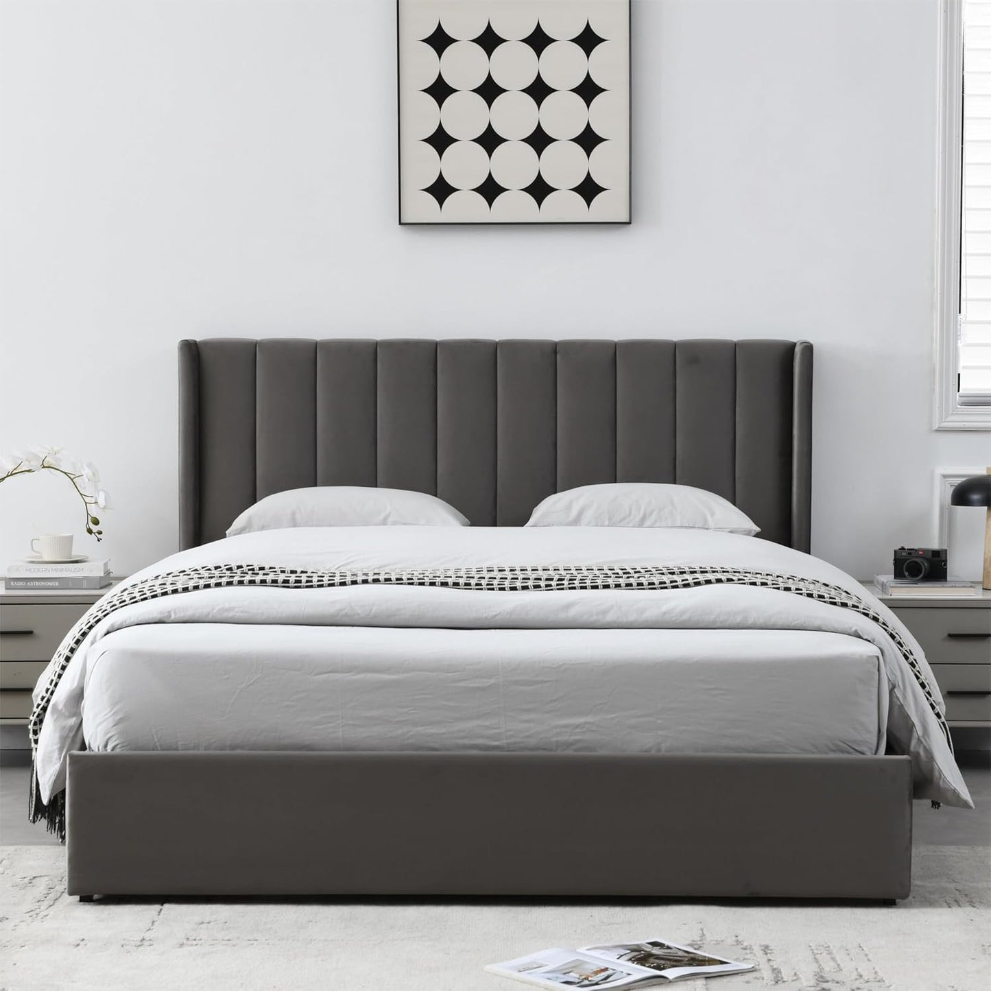 YUHUASHI Upholstered Queen-Size Platform Bed Frame with 4 Storage Drawers and Headboard, Velvet Upholstery with Wooden Slats Support, No Box Spring Required (Grey, Queen)