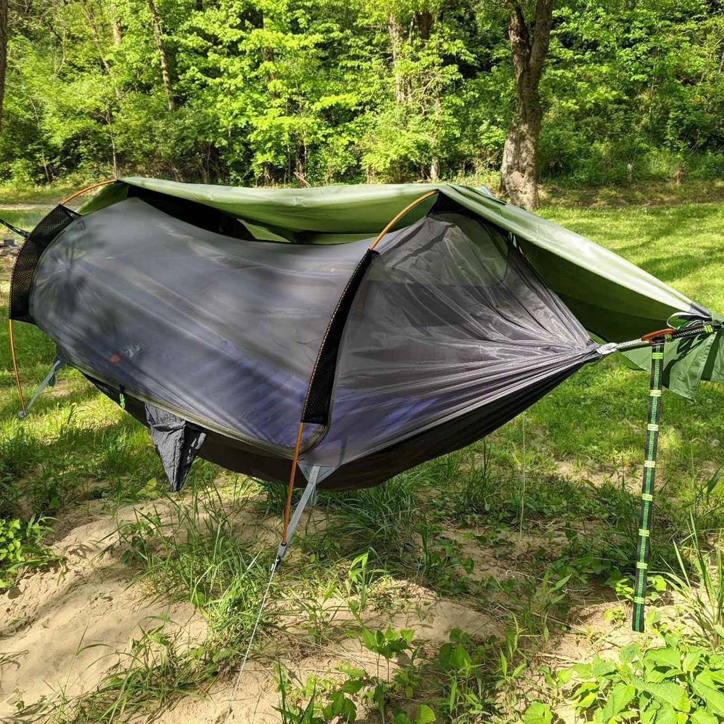 Rivenlo Camping Hammock Tent with Mosquito Net & RainFly, 3 in 1 Waterproof Lightweight Portable Sleeping Hammock Bug Backpacker Travel Outdoor Gear with Tree Strap Swing, for Hiking Patio Expedition