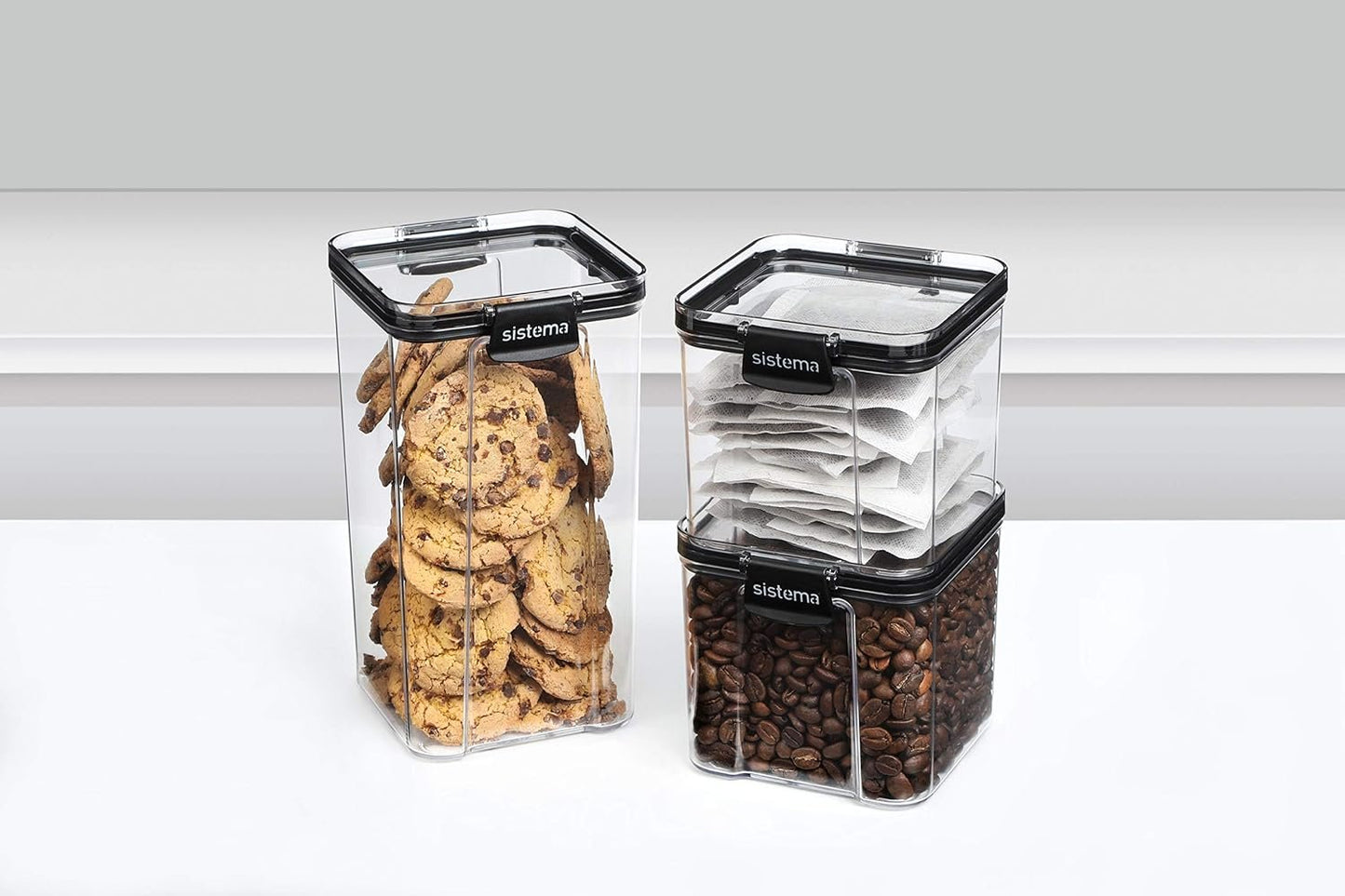 Sistema Ultra Tritan Airtight Pantry Storage Container | 2.75 Litre Large Food Storage Container | Stackable | with Locking Clips | BPA-Free | Clear with Black Accents