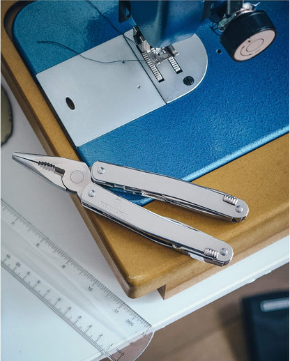 Victorinox Swiss Tool Spirit X Swiss Army Knife, 24 Function Swiss Made Multi-Tool with Needle-Nose Pliers, Wire Cutters and Large Blade - Silver