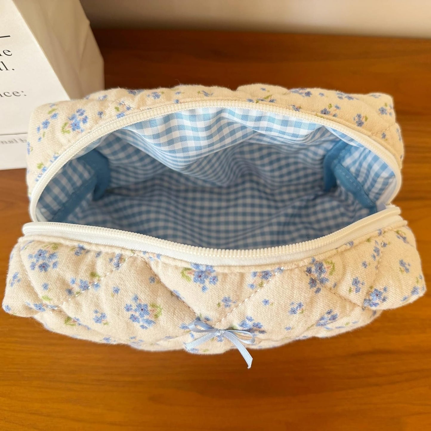 ZUNUONUO Cotton Quilted Makeup Bag Coquette Accessories Make up Bag Organizer Cute Floral Cosmetic Pouch Travel Makeup Bag for Women, Blue floral, Coquette