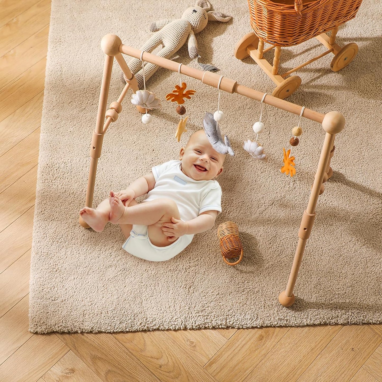 Promise Babe Baby Play Gym Wooden Infant Activity Gym with 5 Detachable Toys, Stage-Based Developmental Activity Gym Baby to Toddler, Newborn Boys and Girls
