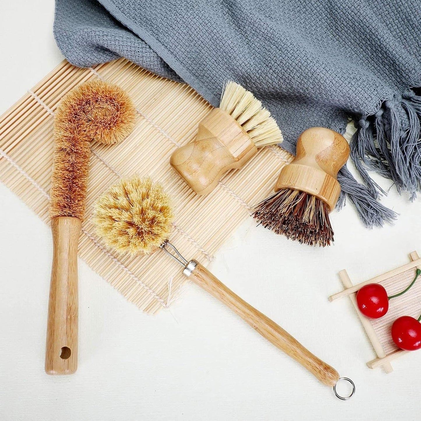 4 Pieces Bamboo Scrub Brush Eco-Friendly Kitchen Cleaning Brush Set Mini Pot Brush Natural Bamboo Dish Scrubber with Bamboo Handle for Kitchen Cleaning Dishes Pots Pans