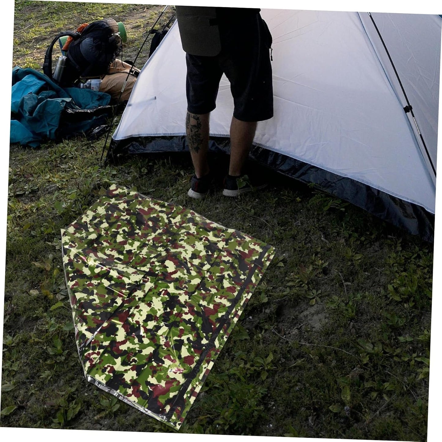 EXAOMBLE 1 Set Survival Tent Emergency Shelter with Thermal Insulation Windproof Design Durable Construction for Outdoor Camping and Hiking Adventures