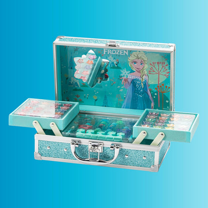Lip Smacker Frozen Traincase 40+ Pieces Make-up Case for Face, Lips and Nails with Beauty Accessories for Hair and Makeup Included
