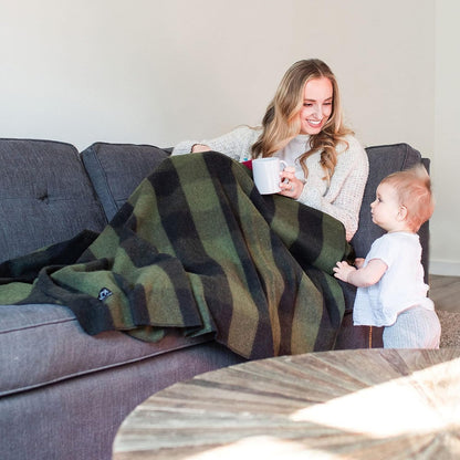 Arcturus Backwoods Wool Blanket - 4.5lbs, Warm, Heavy, Washable, Large | Great for Camping, Outdoors, Survival & Emergency Kits (Olive Green Buffalo)