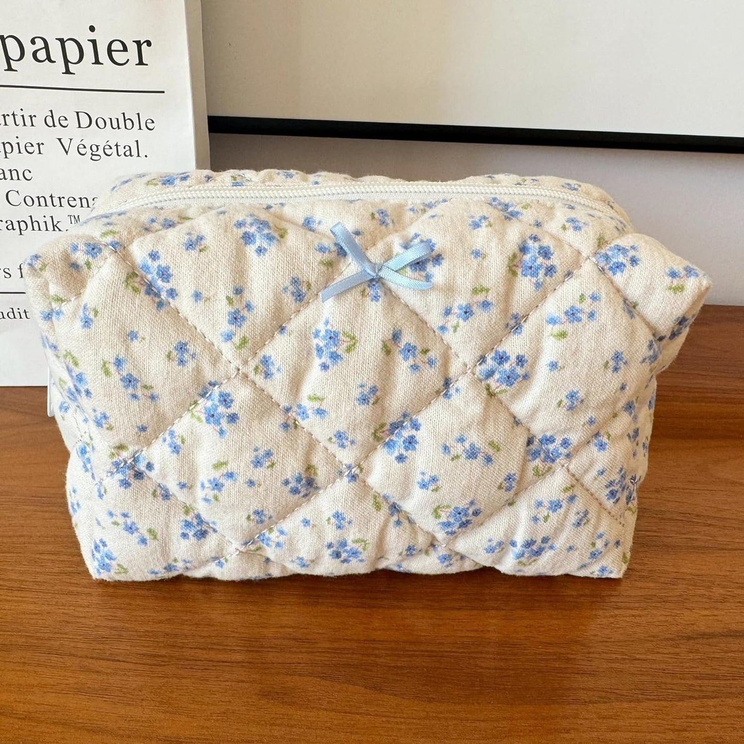ZUNUONUO Cotton Quilted Makeup Bag Coquette Accessories Make up Bag Organizer Cute Floral Cosmetic Pouch Travel Makeup Bag for Women, Blue floral, Coquette