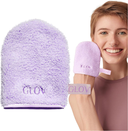 The Reusable Microfibre Face Makeup Sponge Effectively Removes Makeup with Water. This accessory is sustainable and gently cleans the skin