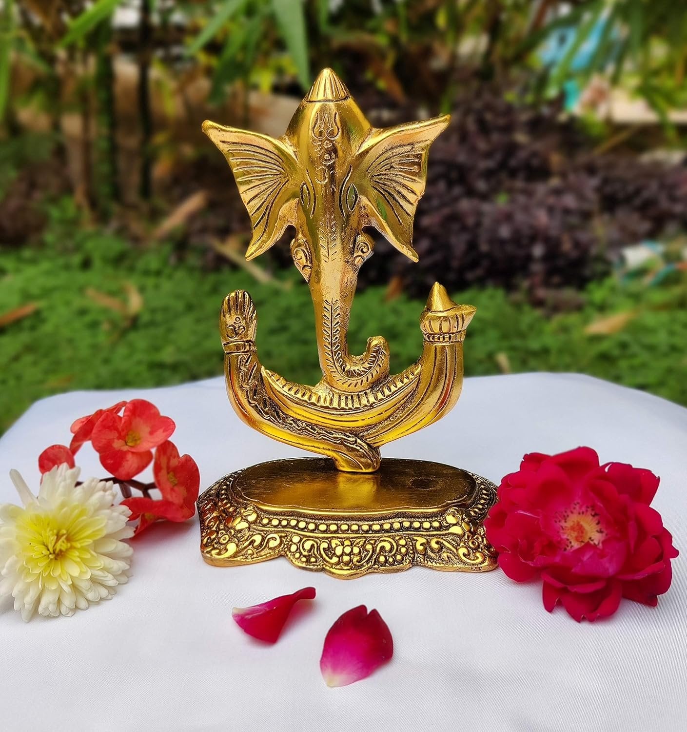 Wonder Care | Ganesha Statue Sculpted in Great Detail in Ivory Antique Finish - Ganesh Idol for Car | Home Decor | Mandir | Gift | Hindu God Idol