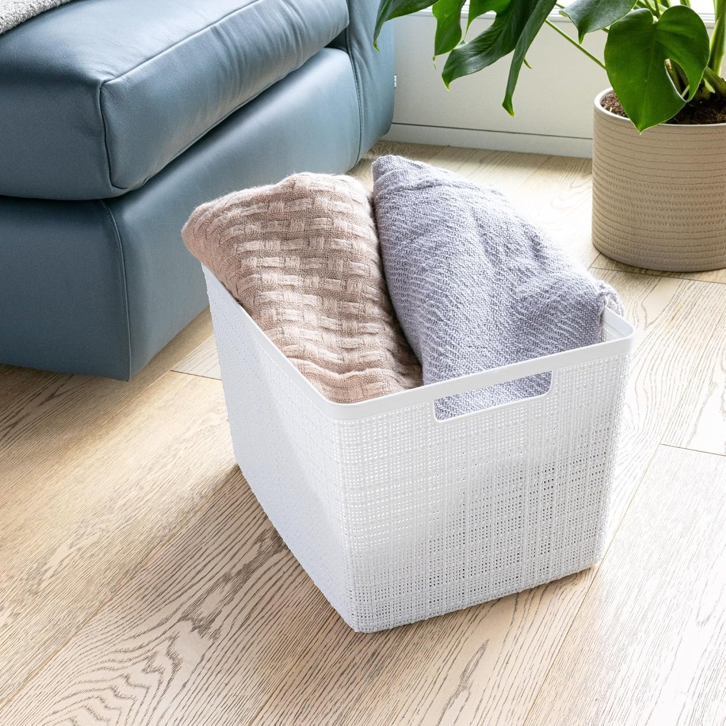 Curver Jute Decorative Plastic Organization and Storage Basket Perfect Bins for Home Office, Closet Shelves, Kitchen Pantry and All Bedroom Essentials