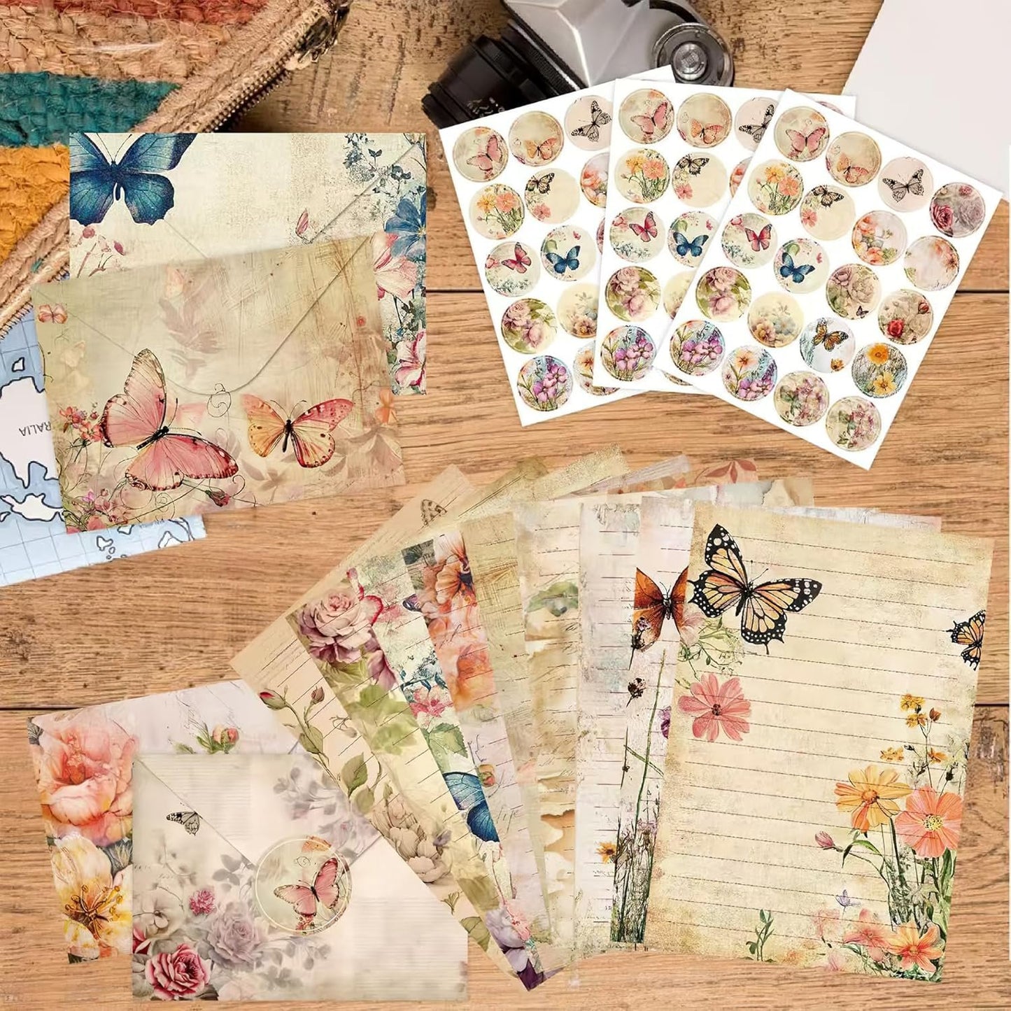 RAORAOYUE 160 Pcs Stationery Paper Set, Nature Vintage Floral Butterfly 50 Stationary Paper 50 Envelopes 60 Round Dot Sticker