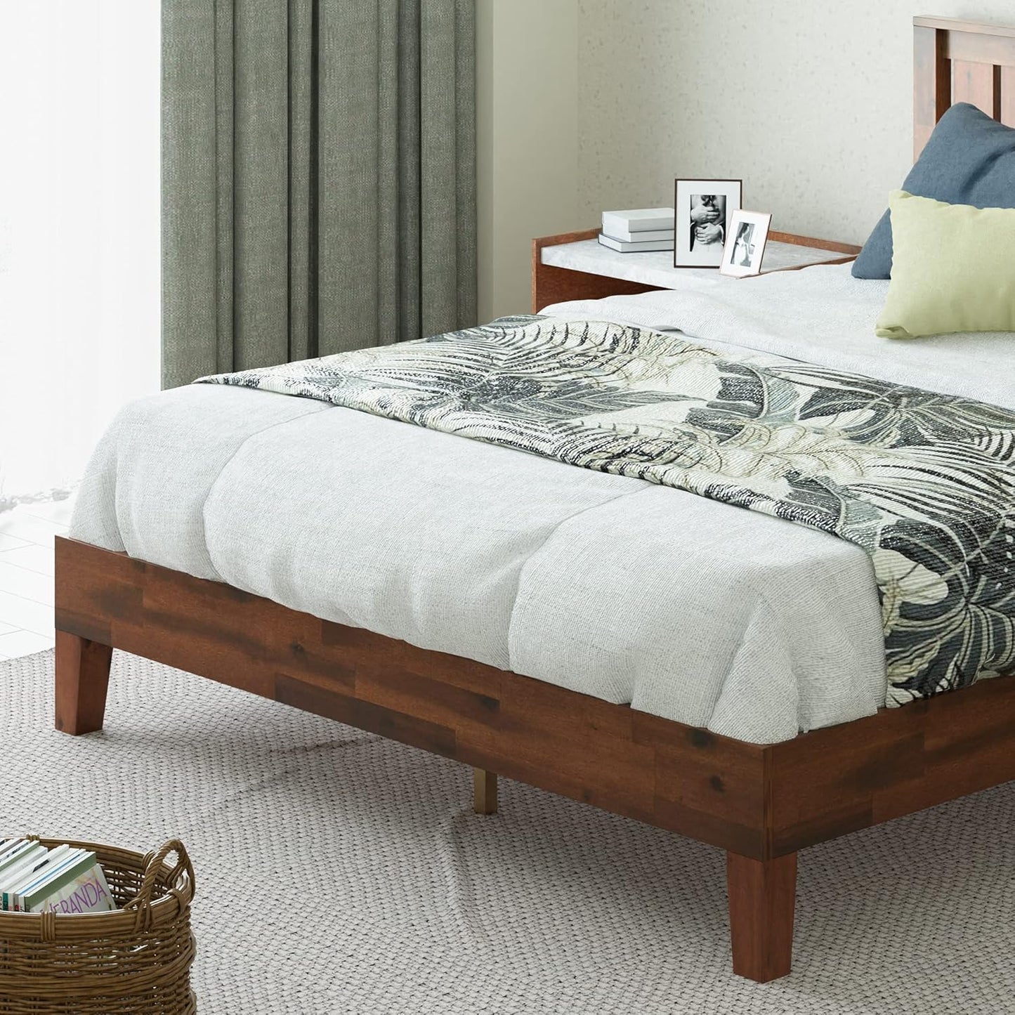 Zinus Deluxe Queen Bed Frame Solid Wood Platform Bed with Solid Timber Headboard Mattress Foundation - Antique Espresso, Superior Long-Lasting Heavy Solid Wood