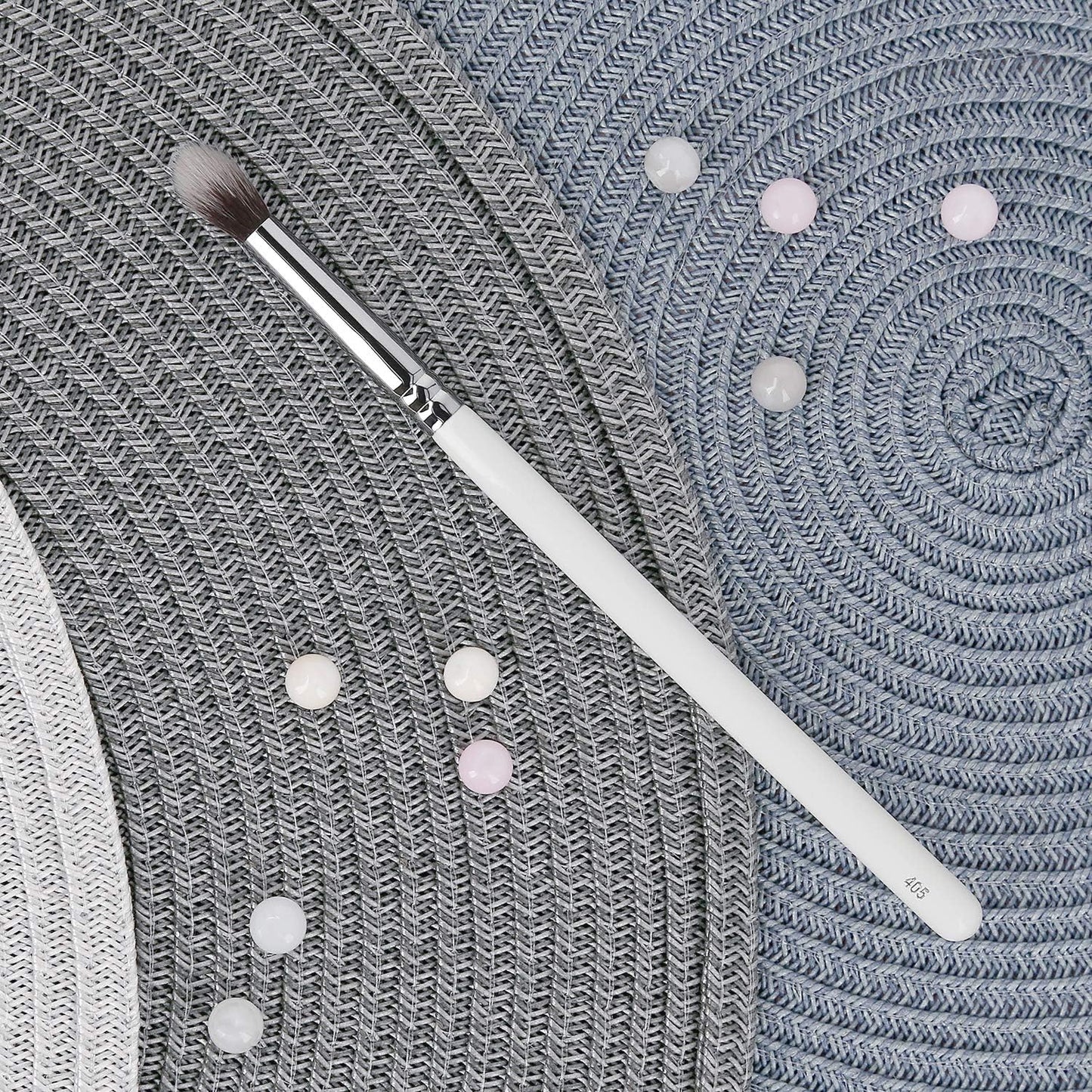 TB TOOLS FOR BEAUTY ILU 405 Make Up Brush for Shading Eye Shadow