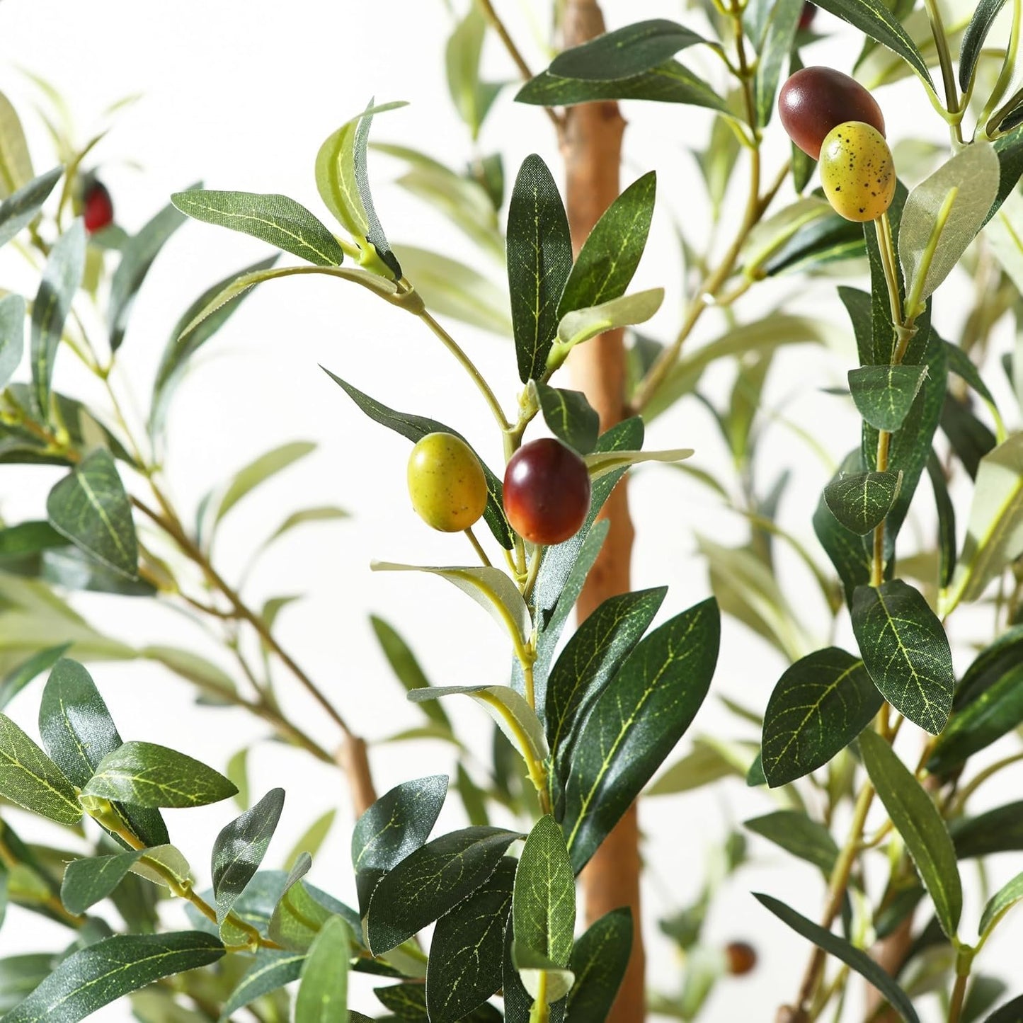 OAKRED Artificial Olive Tree 4ft, Lush Faux Olive Tree for Indoor with Natural Wood Trunk and Lifelike Fruits, Silk Tall Fake Olive Tree for Home Decor Office Living Room, 1Pcs