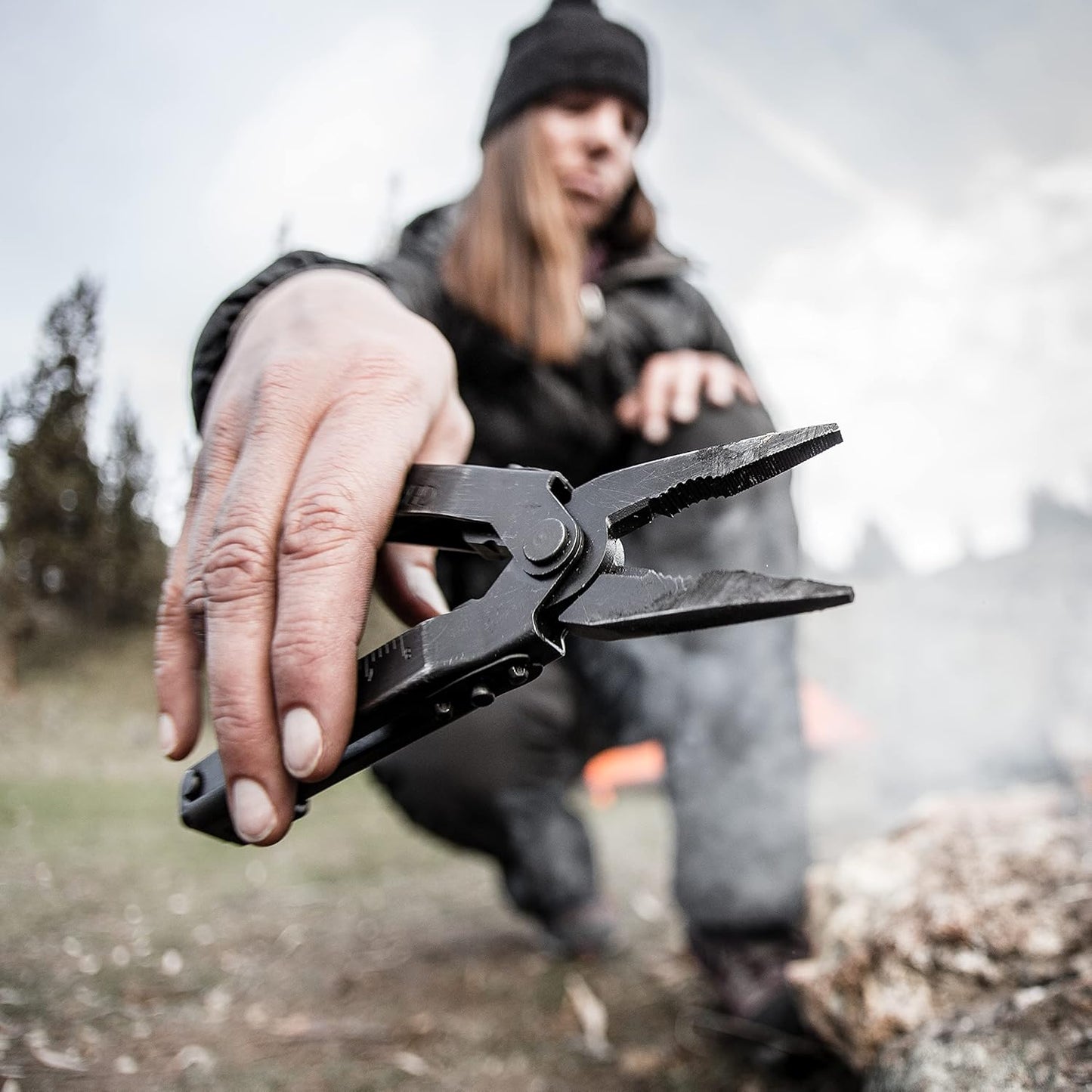 Gerber Gear Multi-Plier 600 - 14-in-1 Multitool with Sheath, Needlenose Pliers, Screwdriver, Serrated Knife, Wire Crimper, Bottle Opener, Can Opener & More - Black with Sheath