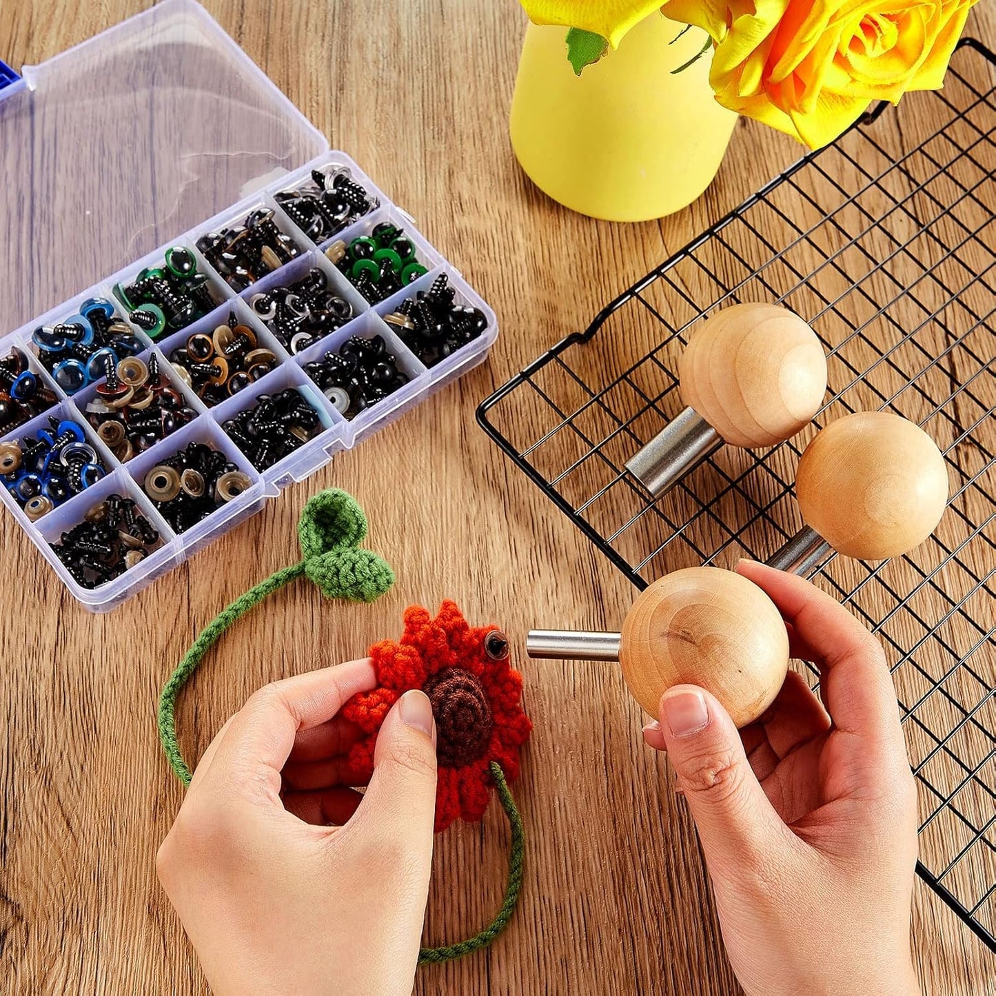 Amylove 3 Pcs Safety Eye Tool Auxiliary Tool for Attaching Safety Eyes for Crocheting Crochet DIY Stuffed Animal Install Doll Making Supplies Craft, 3 Size