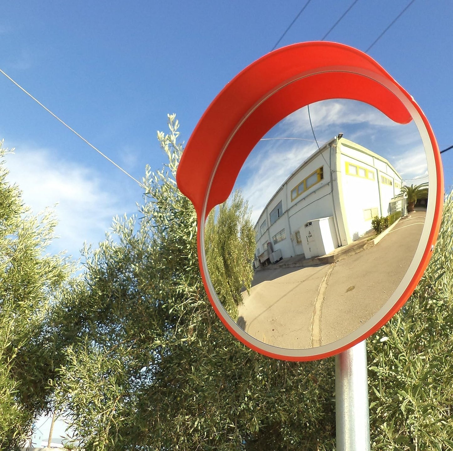 JCM-45o Convex unbreakable traffic mirror, diameter 45cm (18"), for road safety and shop security with adjustable fixing bracket for pole 48 mm (1.5")